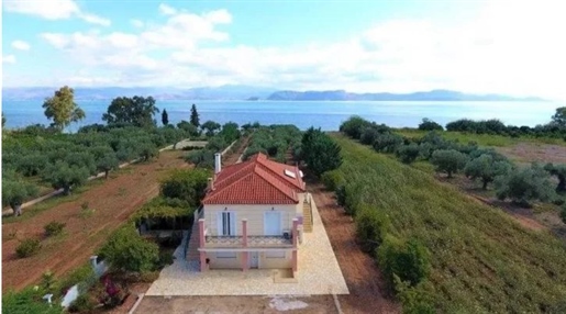 Unique villa right in front of the sea in Nafplio