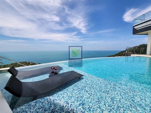 Villa spectaculaire avec piscine et vue sur la mer à Chaweng Noi