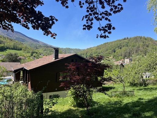 For Sale in Seix,Wooden chalet house for sale with 2 bedrooms and possibility of creating a separate