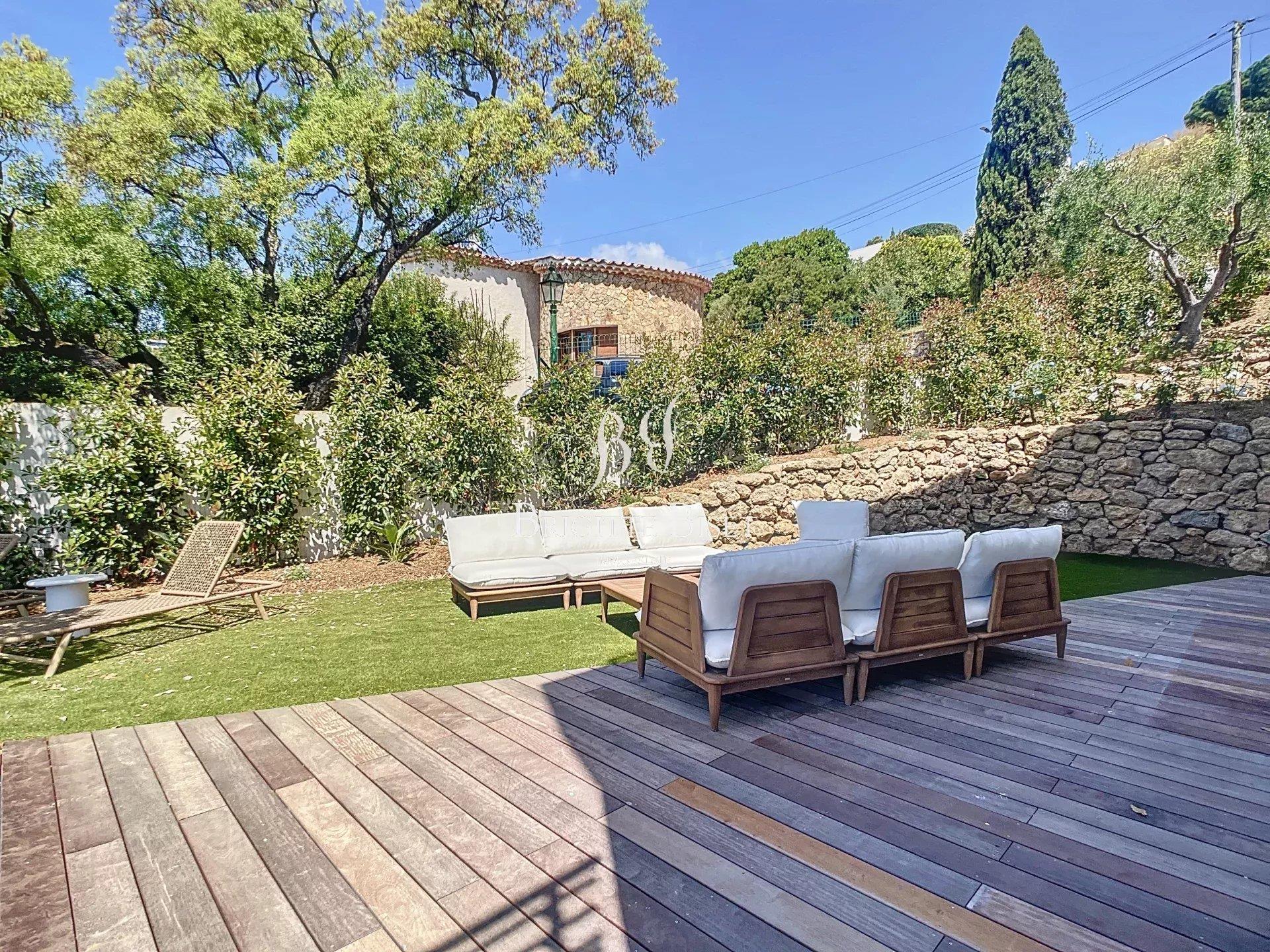 Villa for sale Les Issambres super sea view