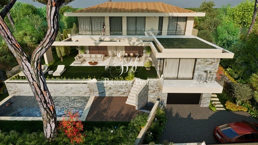 New villa for sale close to the beach and center town!