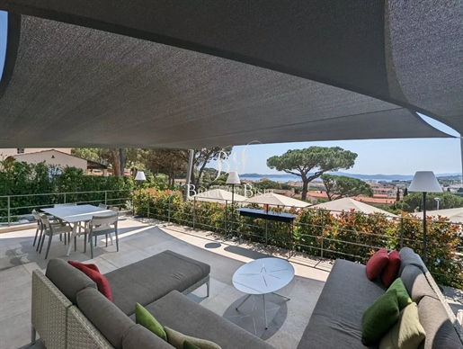 Villa for sale center of Sainte Maxime with sea view