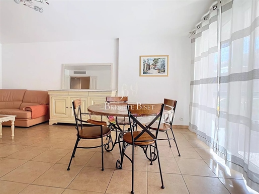 3-Zimmer-Wohnung zum Verkauf im Stadtzentrum von Sainte Maxime!