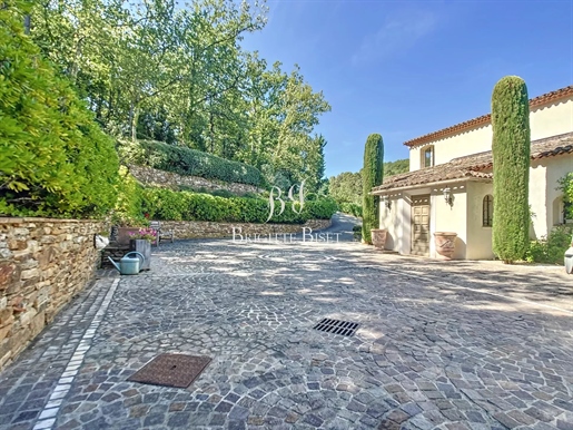 Villa zu verkaufen in La Garde Freinet