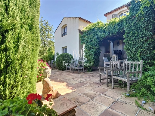 Villa zu verkaufen in La Garde Freinet