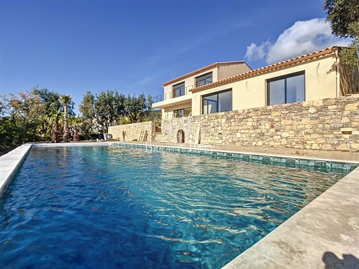 Villa newly build with sea view Les Issambres