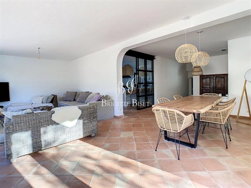 Superb provencal and renovated villa for sale in Sainte Maxime