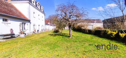 Maison 12 pièces 294m²