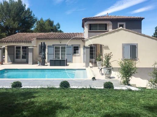 Beautiful property for sale in Pernes les Fontaines