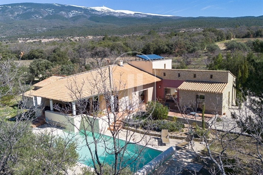 Exceptional property for sale in Bédoin