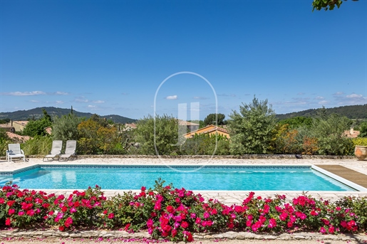Magnificent property with view for sale in Villes-sur-Auzon