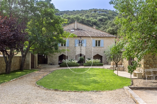 Magnificient Mas With Swimming Pool And Outbuildings In Beaucet