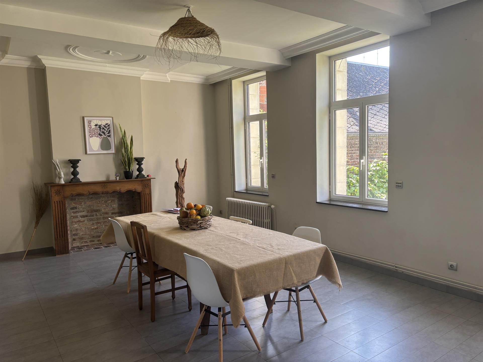 Maison 4 chambres au calme,jardin clos,garage.
