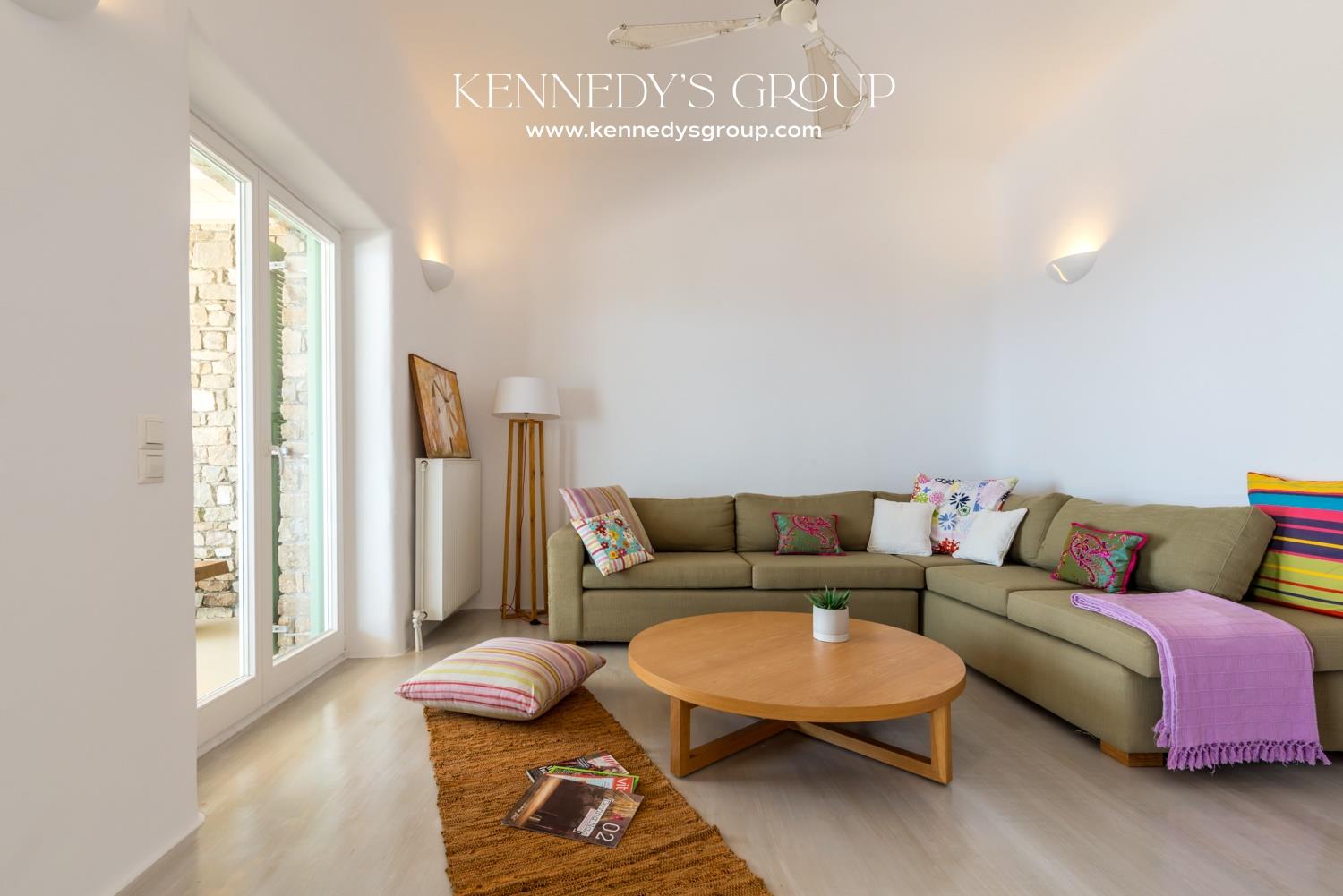 964325 - Villa For sale, Mykonos, 220 sq.m., €1,500,000