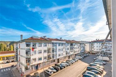 Our team invites you to know this fantastic 3 bedroom apartment with suite.