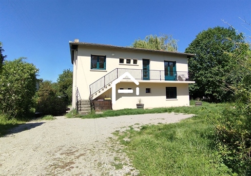 Sole agent / Family house in Drémil-Lafage on 3000m² of land.