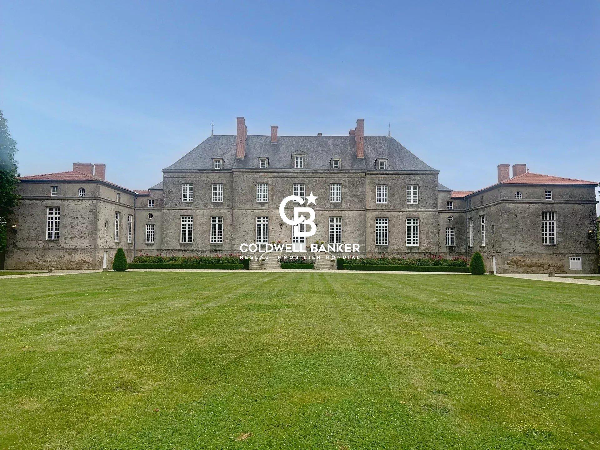 Where History Meets Nature: A Castle in Harmony with its Time