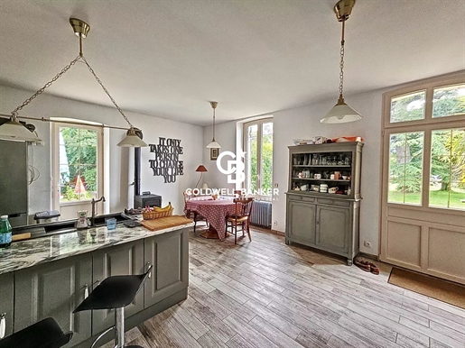 Manor House with Garden, Pool ... 30 minutes from the beaches