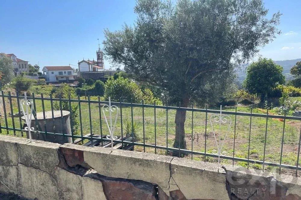 Land next to the chapel of Mrs. From Aparecida in Around Lousada