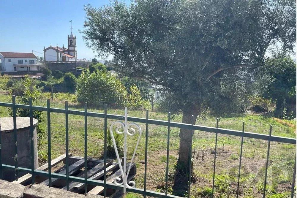 Land next to the chapel of Mrs. From Aparecida in Around Lousada