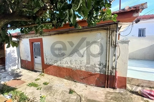 Maison pour la réhabilitation à Gulpilhares