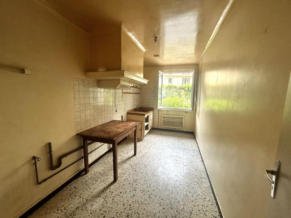 Purchase: Apartment (66230)