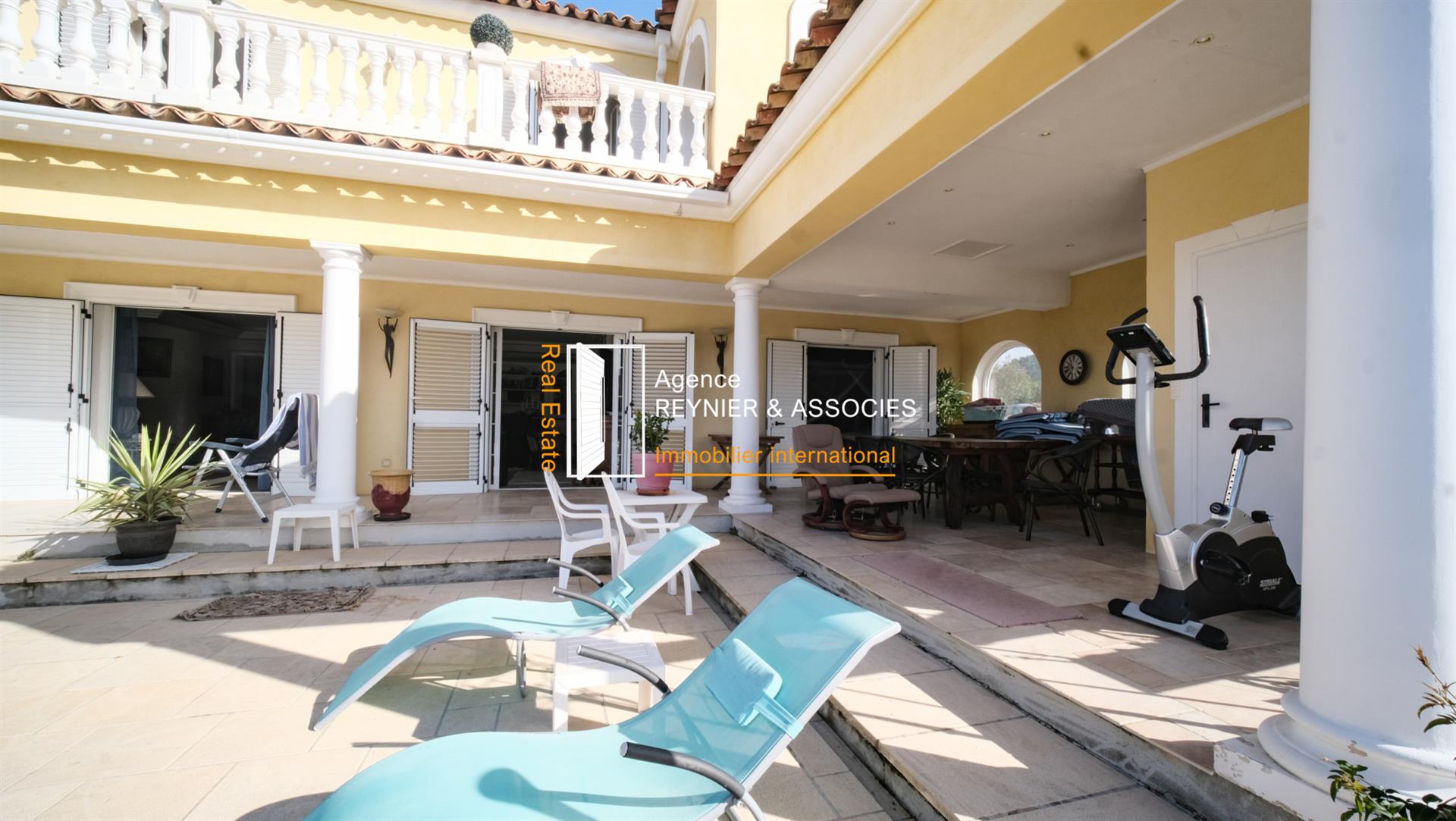 Compra: Vivenda (83720)