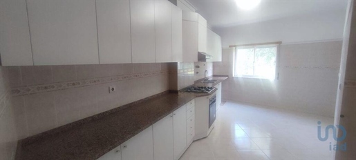 Apartment with 2 Rooms in Setúbal with 86,00 m²