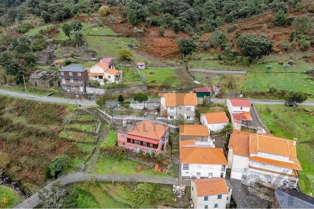Vrijstaand huis T2 in Fórnea, Piódão