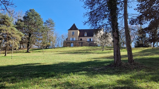 Wunderschönes Périgordine-Haus in seinem Park von 2 Hektar ohne Nachbarn und Ruhe