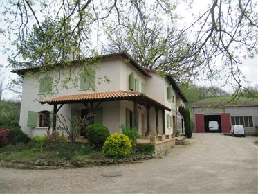 Beautiful rural property 15 minutes from Montauban