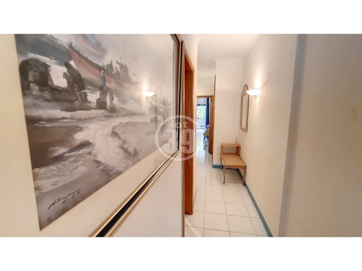 Apartment with 1 bedroom inserted in a beautiful aparthotel. Large private covered terrace with 26m2