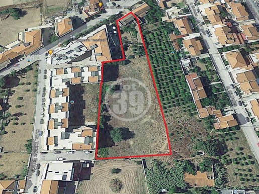 Land inserted in the urban fabric with 5,920m2 and feasibility for the construction of a flat condom