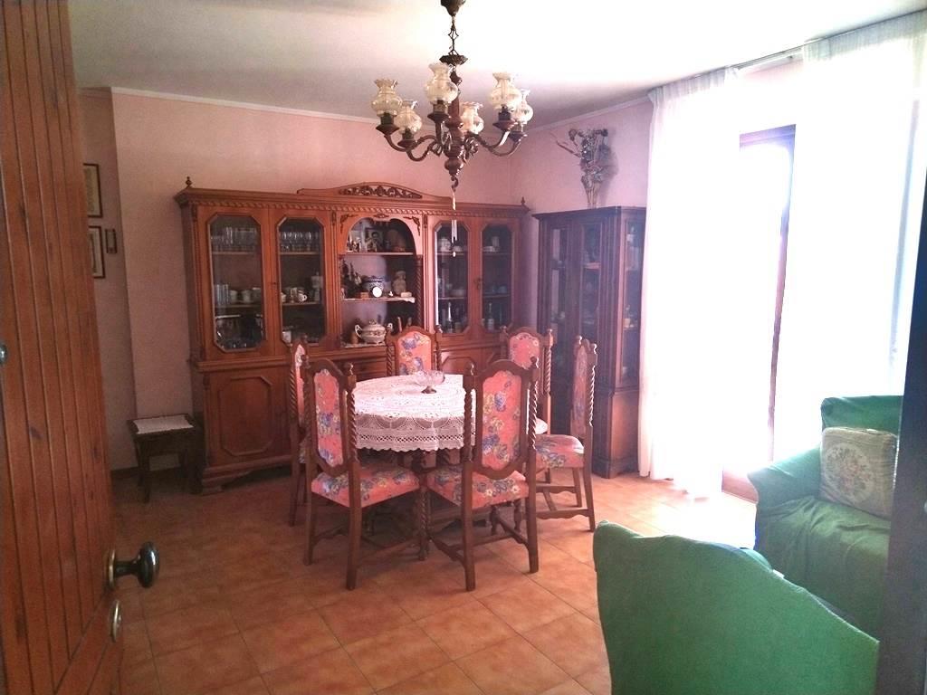 Purchase: Apartment (06062)