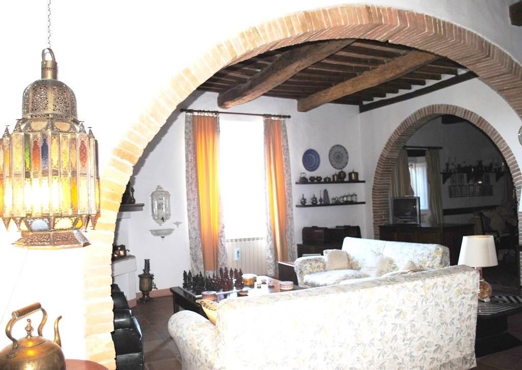 Purchase: Apartment (53040)