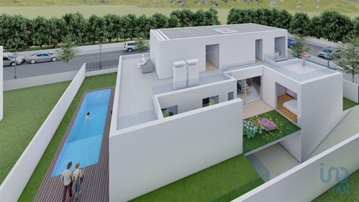 Casa / Villa T5 em Setúbal de 290,00 m²