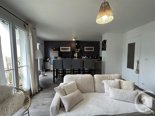 Purchase: Apartment (03000)
