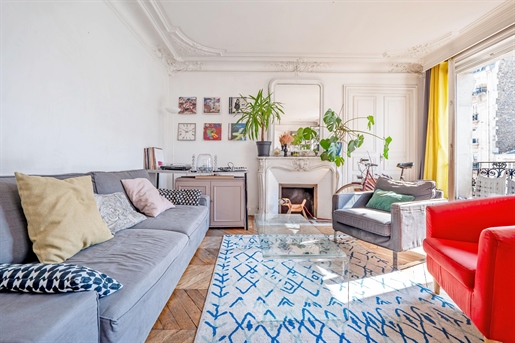 Sale Apartment 113 m² in Paris 18 795 000 €