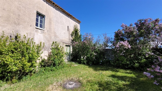 Banon, Haute Provence, altes Bauernhaus soll restauriert werden