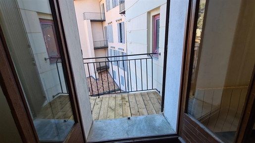 Appartement 58 m2 met balkon in Digne Les Bains