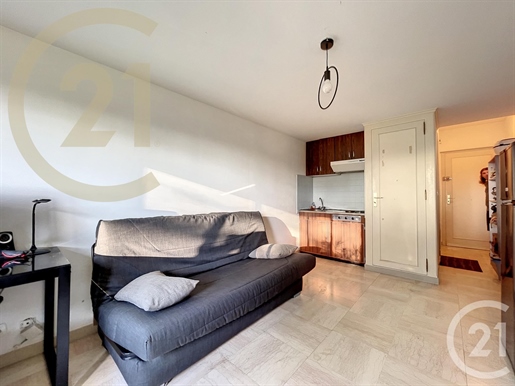 Zakup: Mieszkanie (06110)
