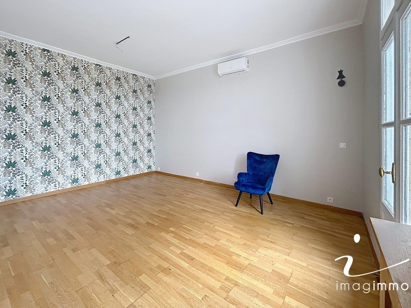 Appartement à louer, 115m², Pignan