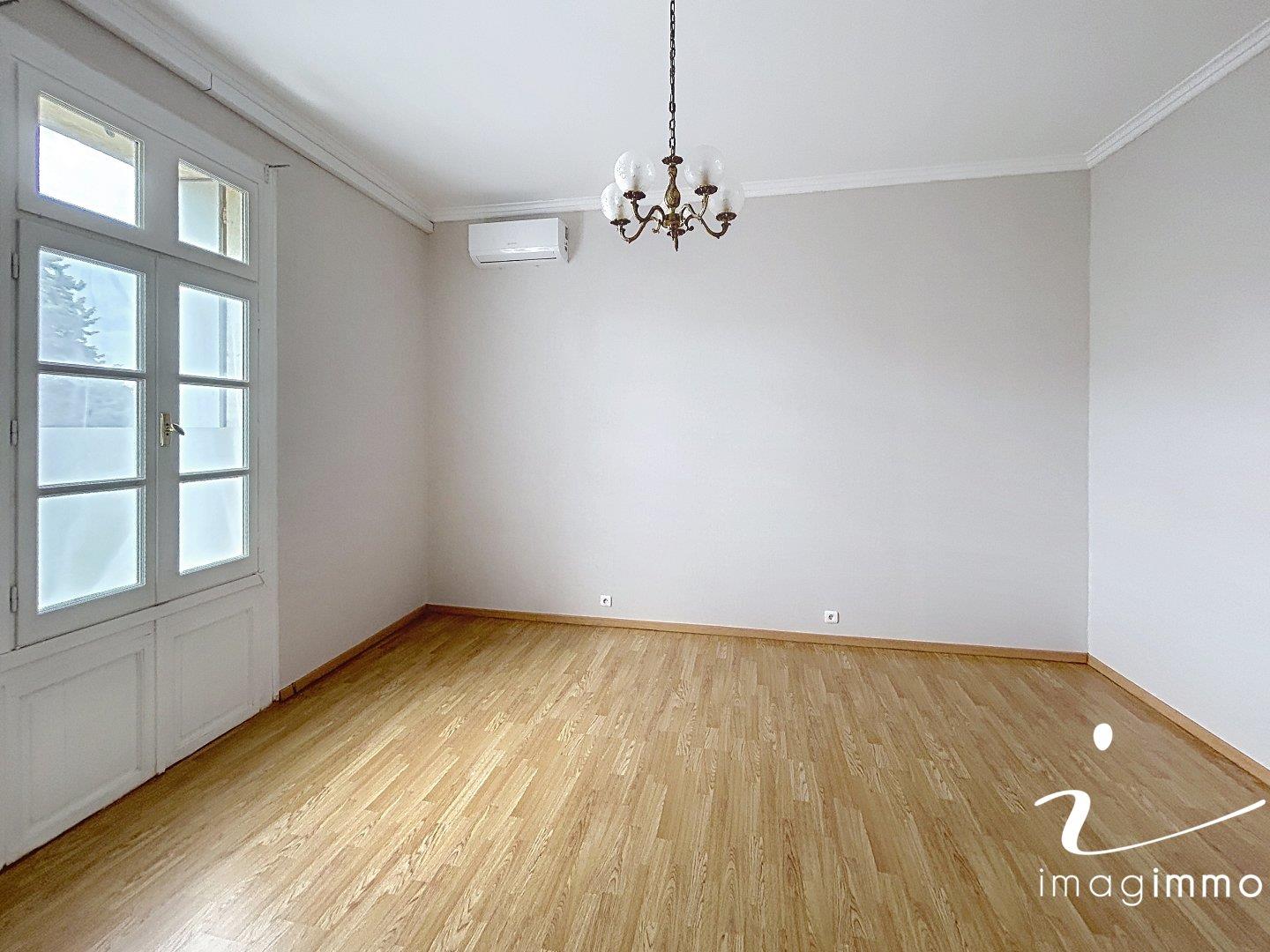 Appartement à louer, 115m², Pignan