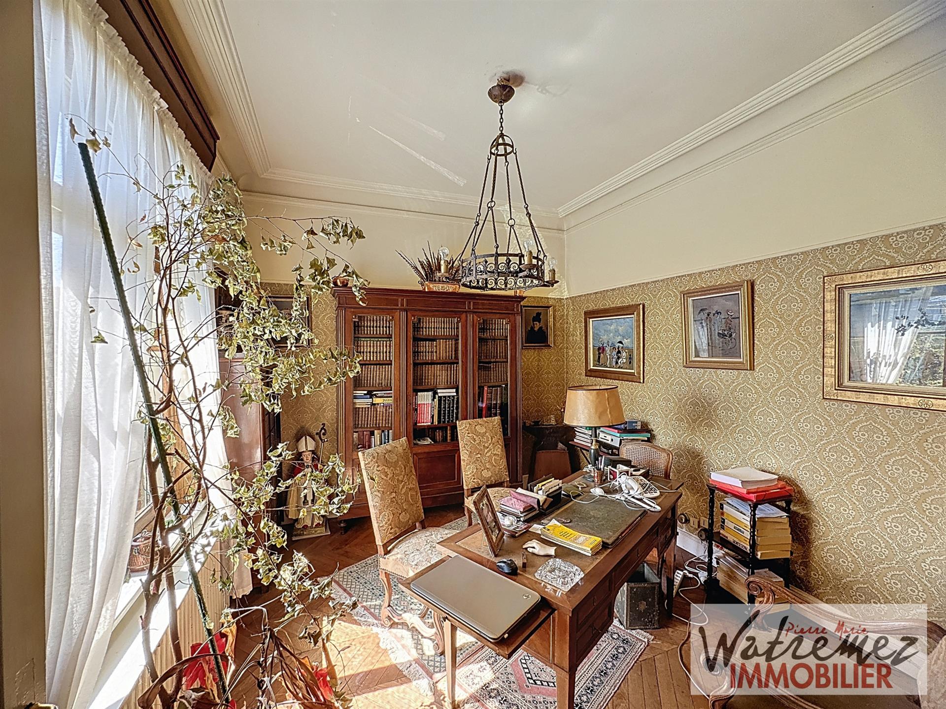Maison de maître 6 chambres 59540