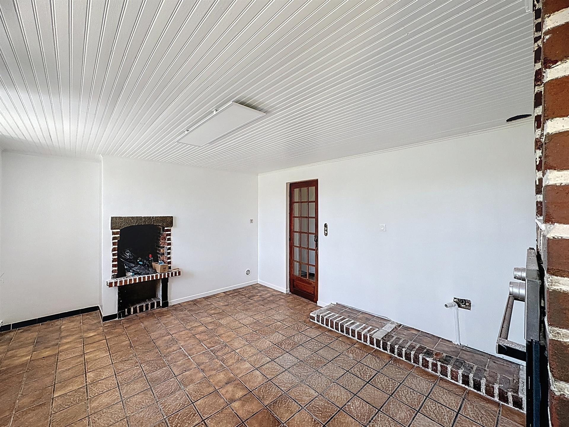 Detached house 4 bedrooms garden garage 02450