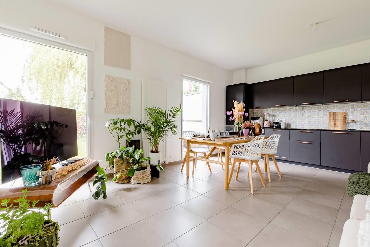 Apartament modern T3 cu grădină privată și terasă de 155,24m2