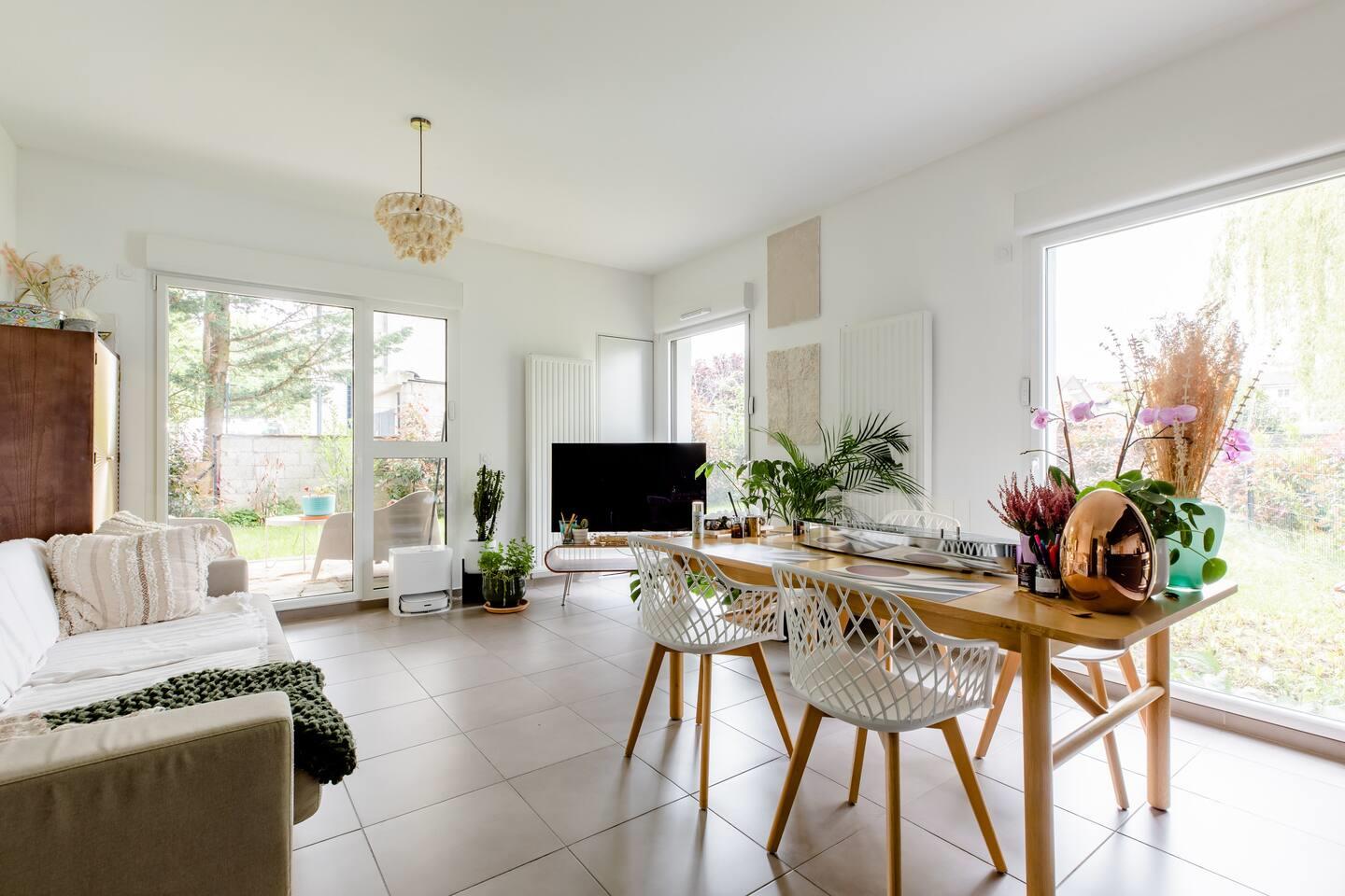 Apartament modern T3 cu grădină privată și terasă de 155,24m2