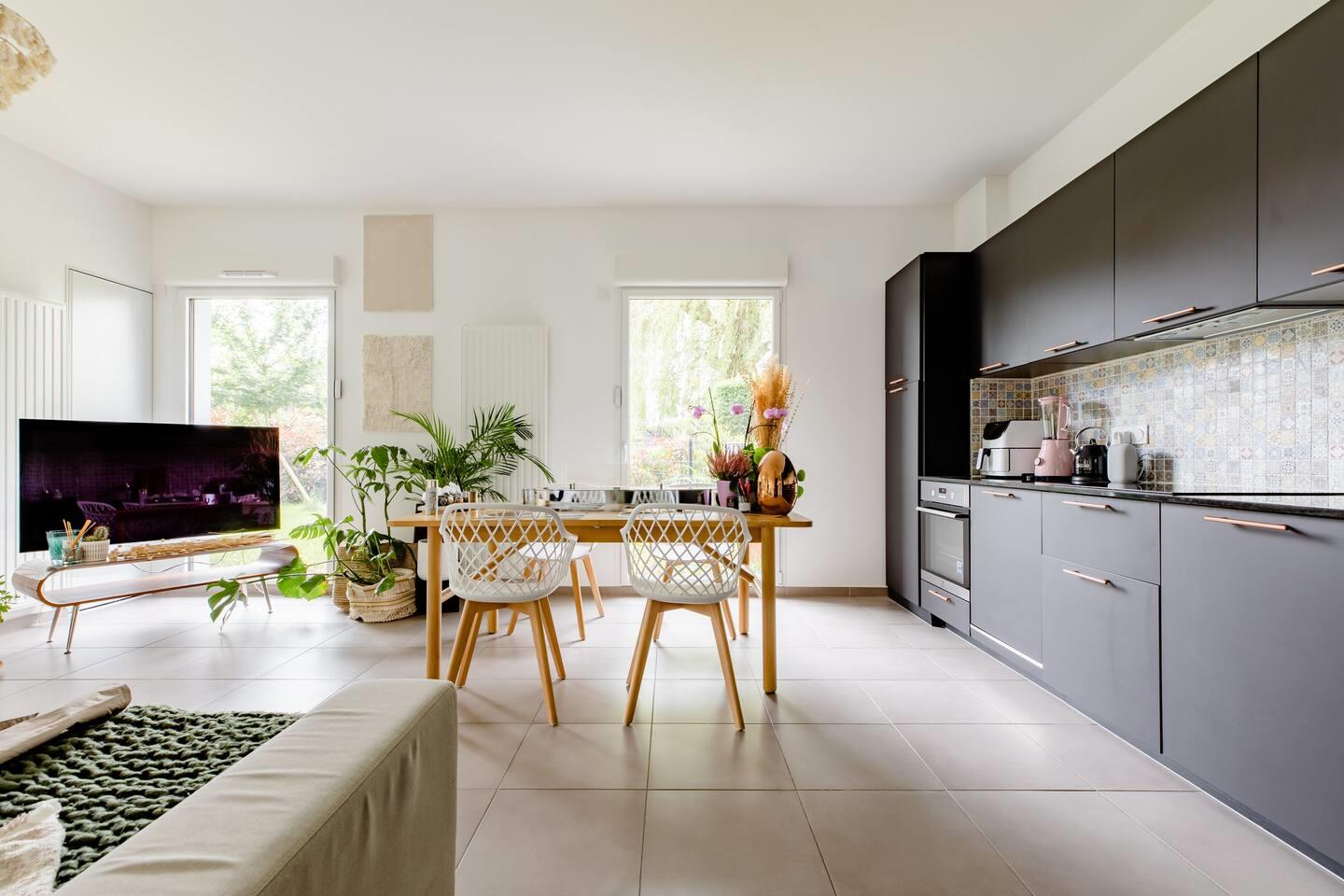 Apartament modern T3 cu grădină privată și terasă de 155,24m2