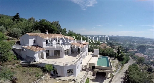 Te koop - Provençaalse villa en panoramisch uitzicht - Mandelieu-la-Napoule