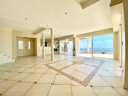 For Sale - Villa with panoramic view - Mandelieu-La-Napoule